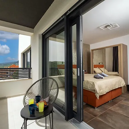 Apartament Betelgeuse Supernova - Happy